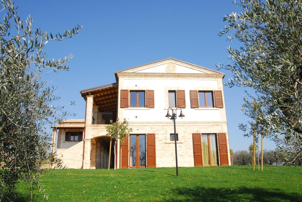 Residence Colle Veroni Mosciano SantʼAngelo Exterior foto