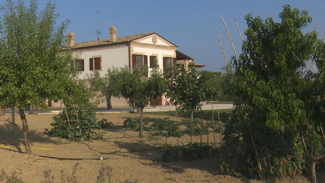 Residence Colle Veroni Mosciano SantʼAngelo Exterior foto